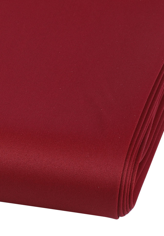 Stíl ríoga PurePolyester fabraic retardant lasair dhúchasacha ard-cruinneas 300cm satin dubhout fabraic cuirtíní blackout